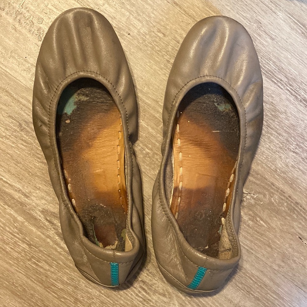 Taupe Tieks, size 8, Worn Condition